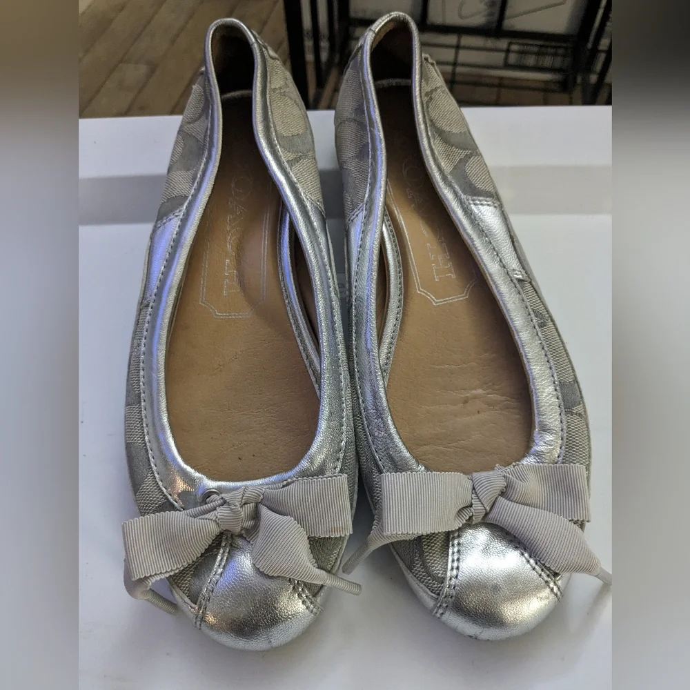 Coach Sarah Ballet Flats with a ribbon bow toe. - Picture 2 of 9